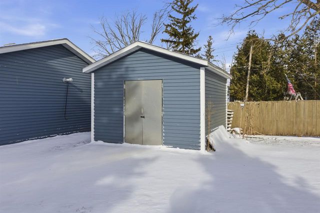 2518 S MADISON STREET, Appleton, WI 54915