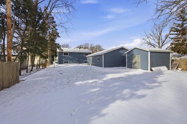 2518 S MADISON STREET, Appleton, WI 54915
