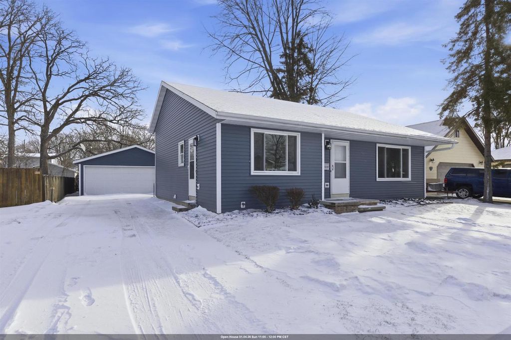 2518 S MADISON STREET, Appleton, WI 54915
