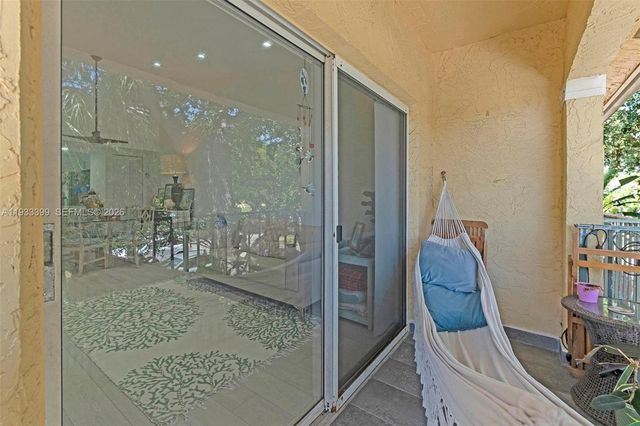 1105 Lake Shore Dr 202, Lake Park, FL 33403