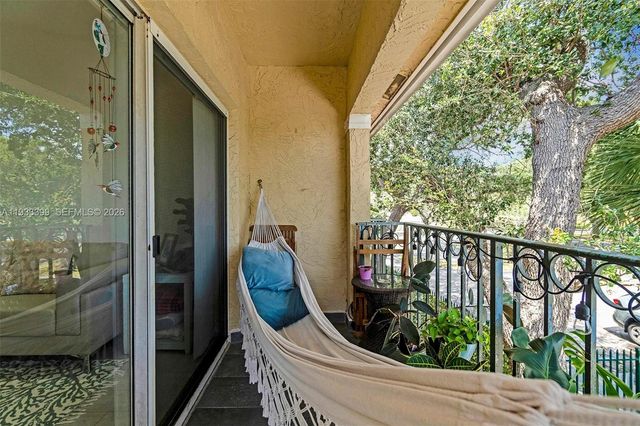 1105 Lake Shore Dr 202, Lake Park, FL 33403