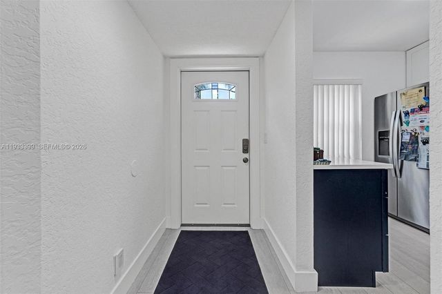 1105 Lake Shore Dr 202, Lake Park, FL 33403