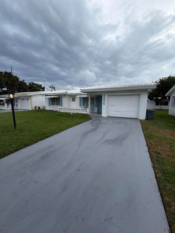 804 Ocean Drive, Boynton Beach, FL 33426