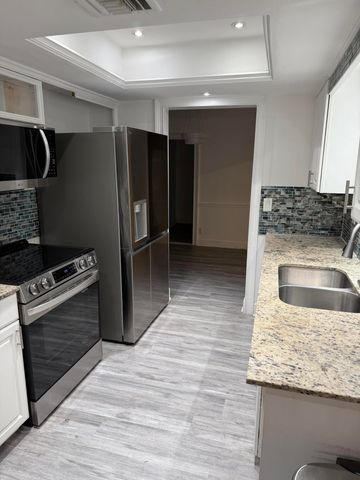 804 Ocean Drive, Boynton Beach, FL 33426