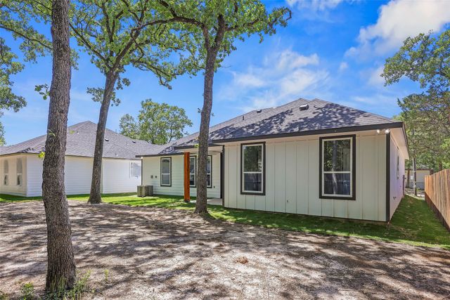 11308 Cedar Drive, Mabank, TX 75156