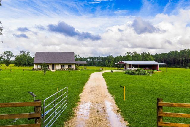2654 Darden Road, Livingston, TX 77351