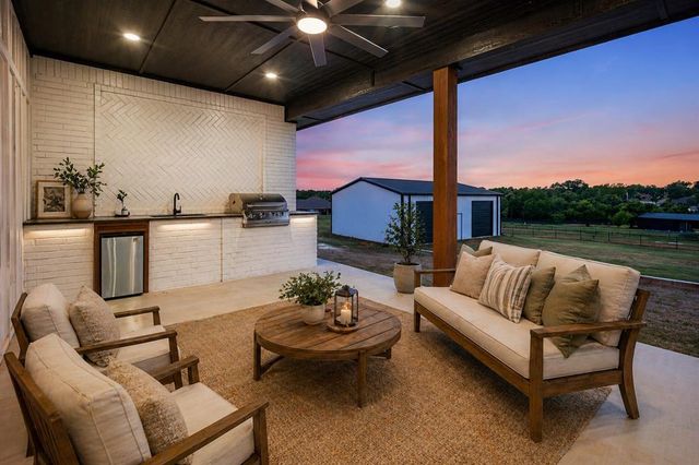 1180 Wolf Creek Drive, Blanchard, OK 73010