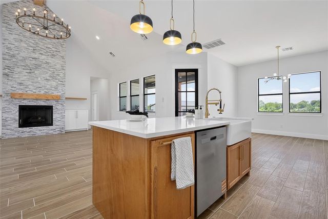 1180 Wolf Creek Drive, Blanchard, OK 73010