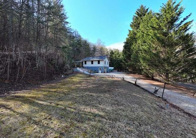 67 Matthew Street, Blairsville, GA 30512
