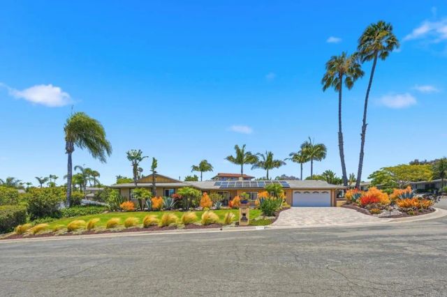 3382 Avenida de Loyola, Oceanside, CA 92056