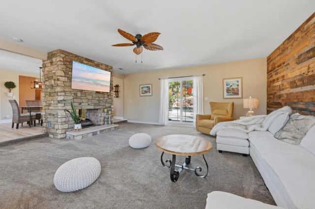 3382 Avenida de Loyola, Oceanside, CA 92056