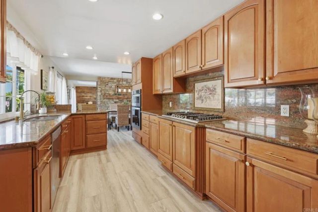 3382 Avenida de Loyola, Oceanside, CA 92056
