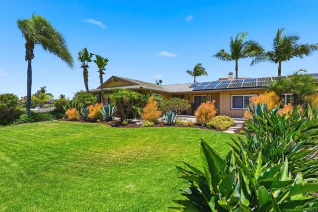 3382 Avenida de Loyola, Oceanside, CA 92056