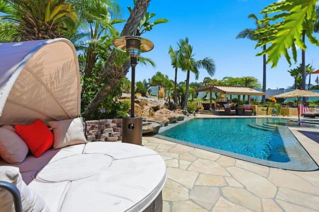 3382 Avenida de Loyola, Oceanside, CA 92056