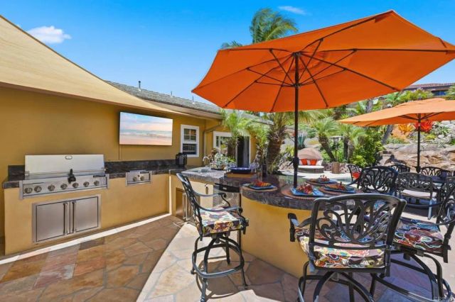 3382 Avenida de Loyola, Oceanside, CA 92056
