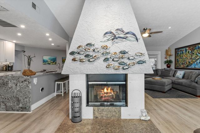 84 N COUNTRY CLUB DRIVE, Crystal River, FL 34429