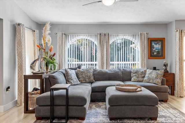 84 N COUNTRY CLUB DRIVE, Crystal River, FL 34429