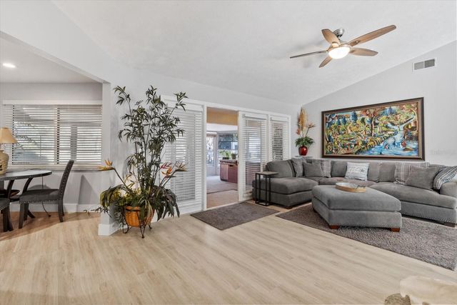 84 N COUNTRY CLUB DRIVE, Crystal River, FL 34429