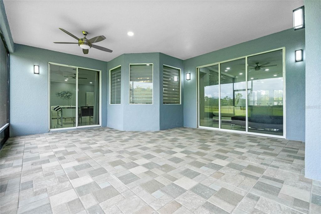 Image 32 of property listing at 6607 WHISPERING PINES ROAD, Orlando, FL 32824