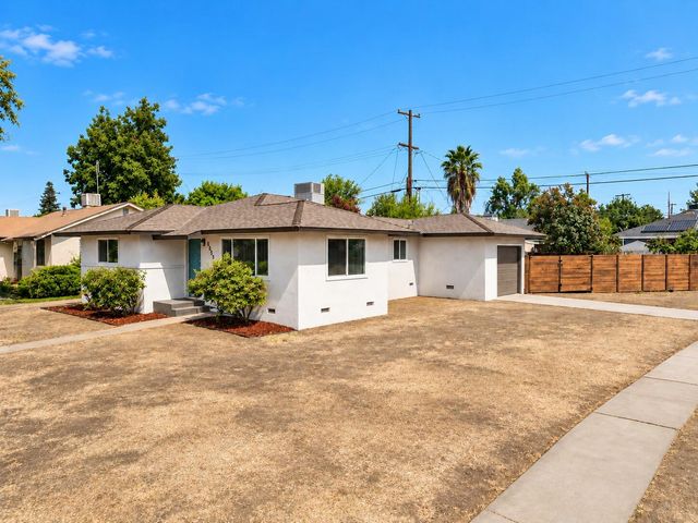 3856 N Hacienda Drive, Fresno, CA 93705