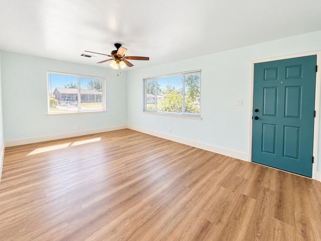 3856 N Hacienda Drive, Fresno, CA 93705