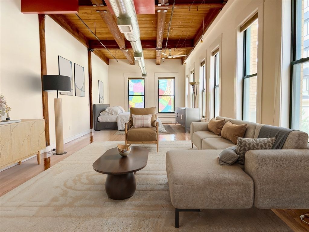 49 Munroe 201, Lynn, MA 01901