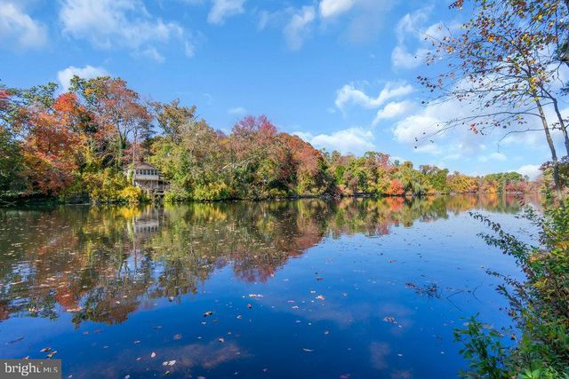 180 CASTRO ST, Browns Mills, NJ 08015