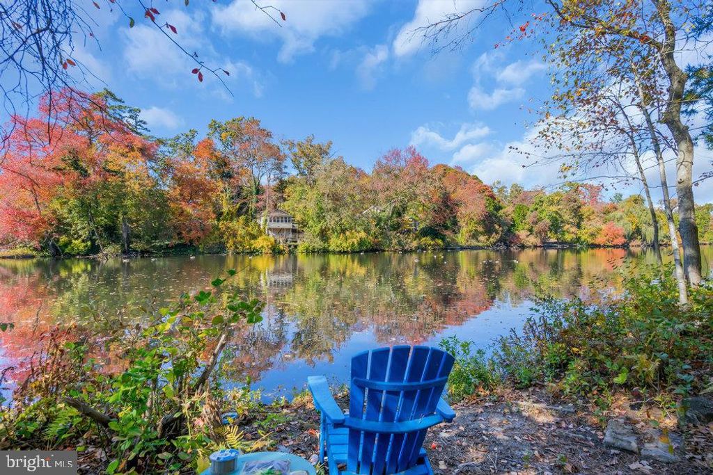 180 CASTRO ST, Browns Mills, NJ 08015