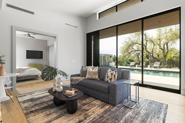 4001 Verano DR, Austin, TX 78735