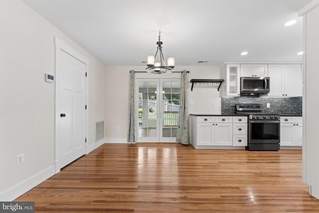 18280 CLAYTON HALL RD, Bluemont, VA 20135