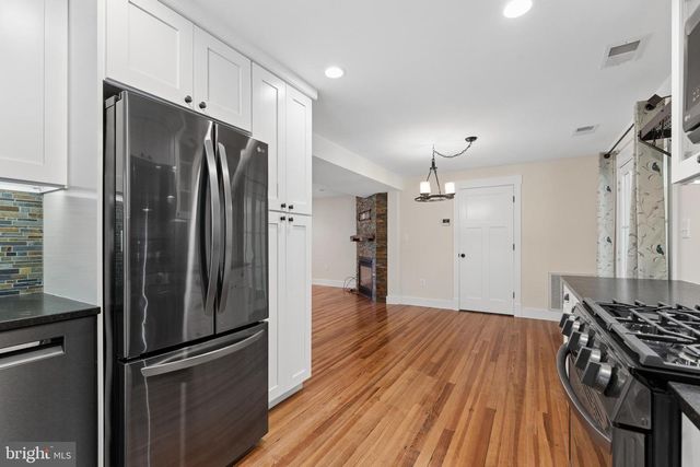 18280 CLAYTON HALL RD, Bluemont, VA 20135