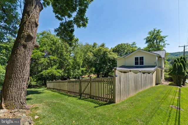 18280 CLAYTON HALL RD, Bluemont, VA 20135