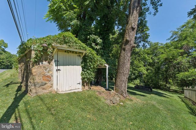 18280 CLAYTON HALL RD, Bluemont, VA 20135