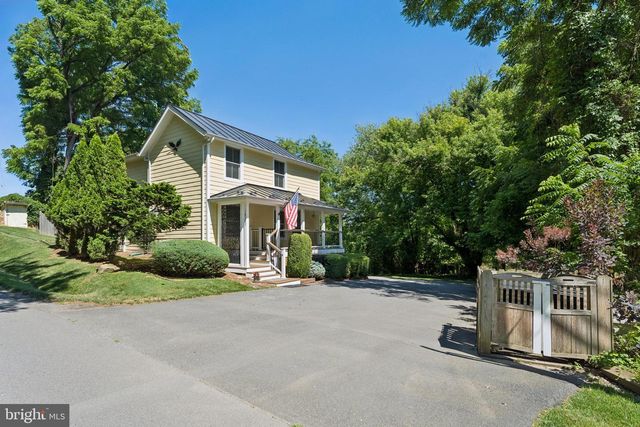 18280 CLAYTON HALL RD, Bluemont, VA 20135