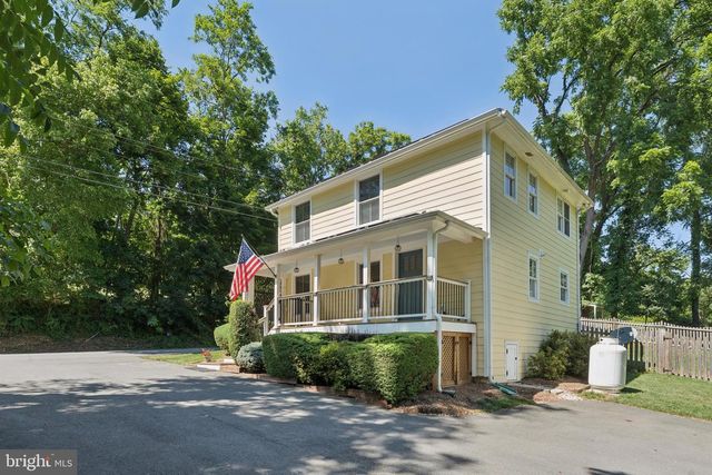 18280 CLAYTON HALL RD, Bluemont, VA 20135