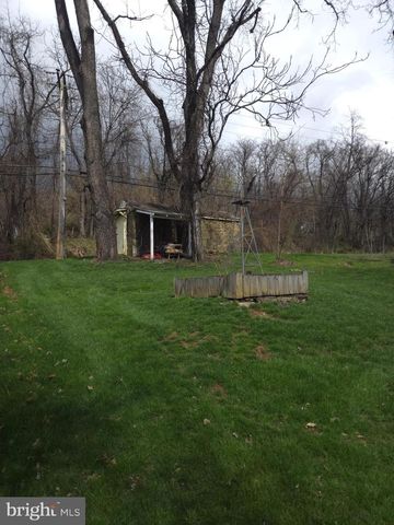18280 CLAYTON HALL RD, Bluemont, VA 20135