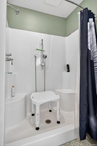 7952 S SR 25, Rochester, IN 46975