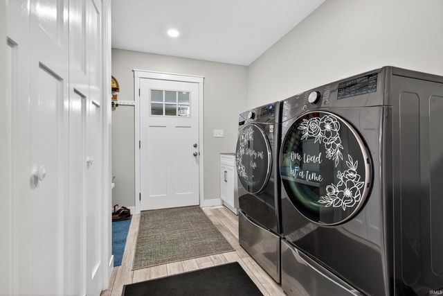 7952 S SR 25, Rochester, IN 46975