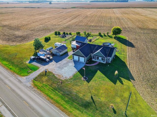 7952 S SR 25, Rochester, IN 46975