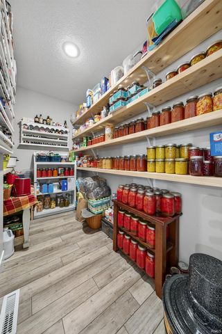 7952 S SR 25, Rochester, IN 46975