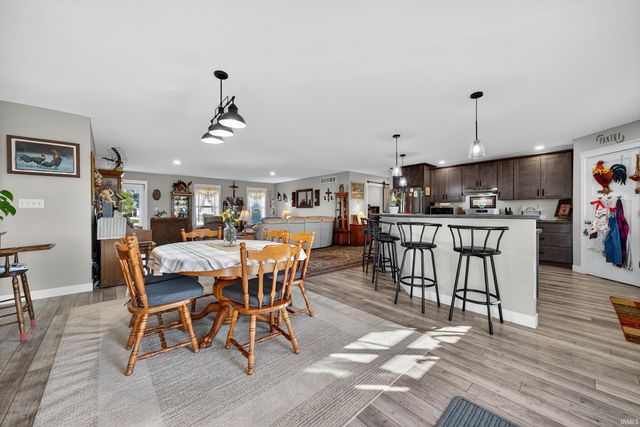 7952 S SR 25, Rochester, IN 46975