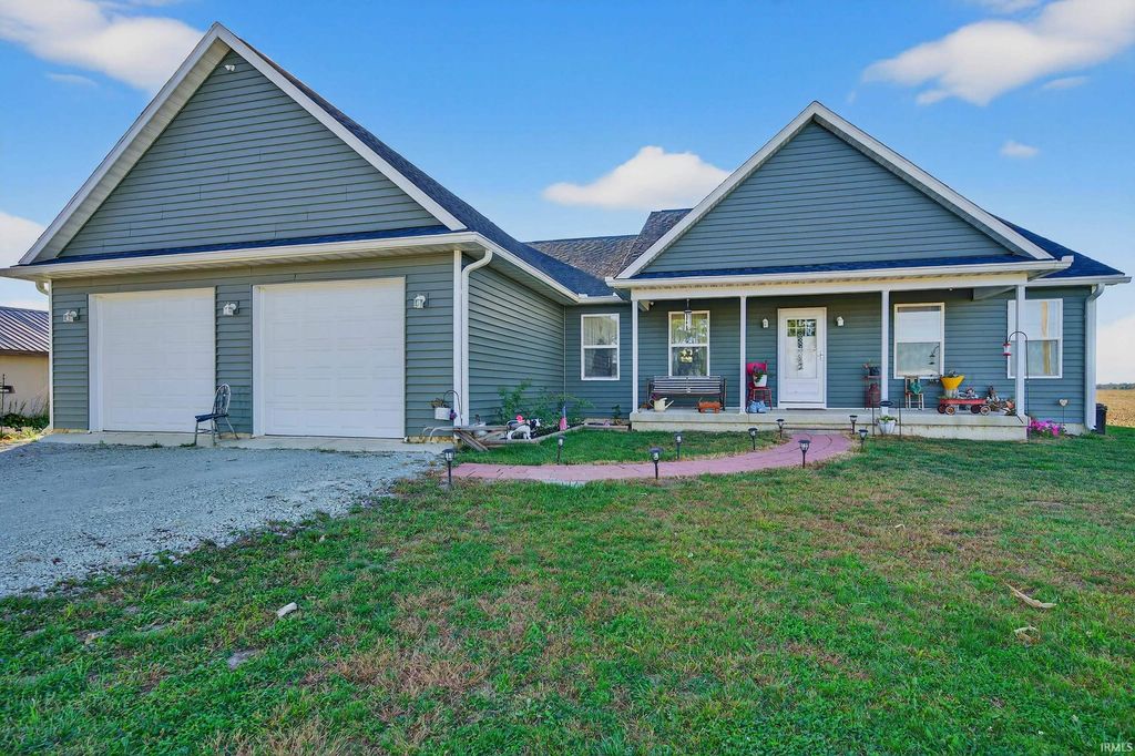 7952 S SR 25, Rochester, IN 46975