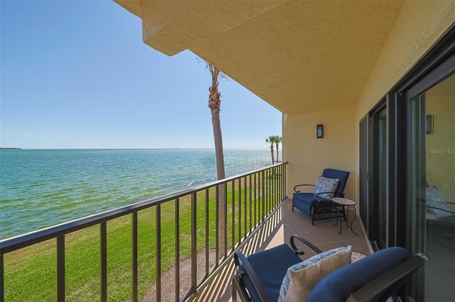7500 SUNSHINE SKYWAY LANE S 104, St Petersburg, FL 33711