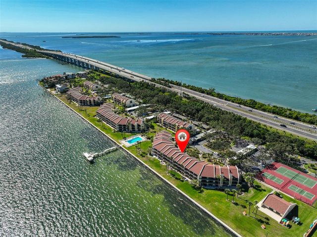 7500 SUNSHINE SKYWAY LANE S 104, St Petersburg, FL 33711
