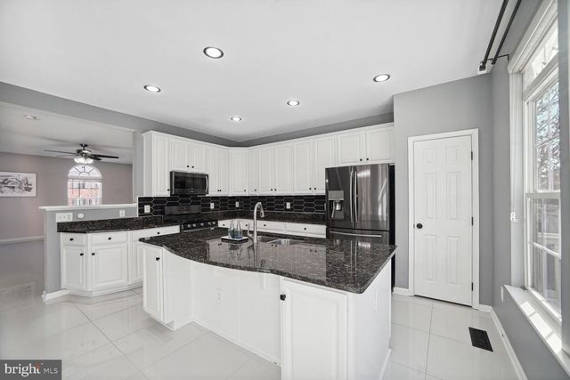 2289 MERSEYSIDE DR, Woodbridge, VA 22191