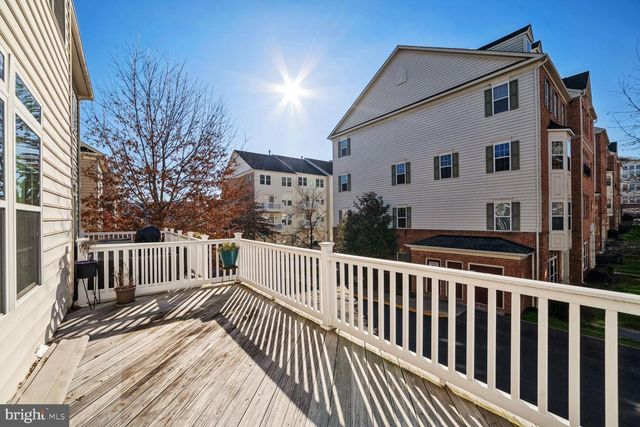 2289 MERSEYSIDE DR, Woodbridge, VA 22191