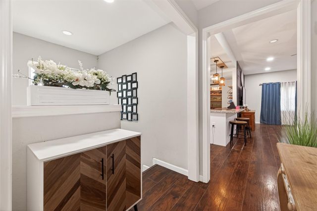 31718 Debbi Lane, Magnolia, TX 77355