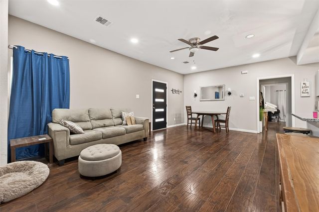 31718 Debbi Lane, Magnolia, TX 77355