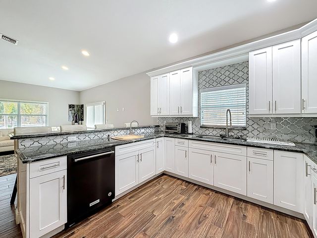 2643 Kentucky Street, West Palm Beach, FL 33406