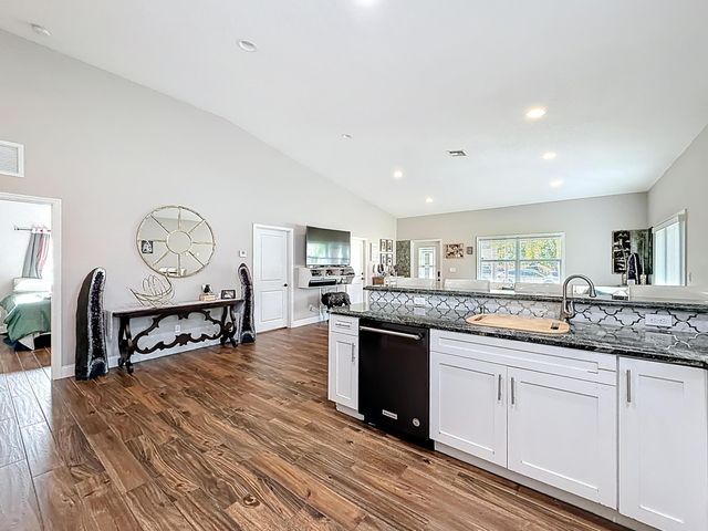2643 Kentucky Street, West Palm Beach, FL 33406
